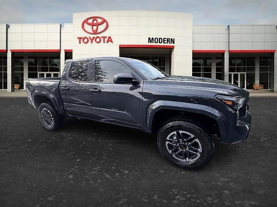Certified Used 2025 Underground Toyota SR image 13