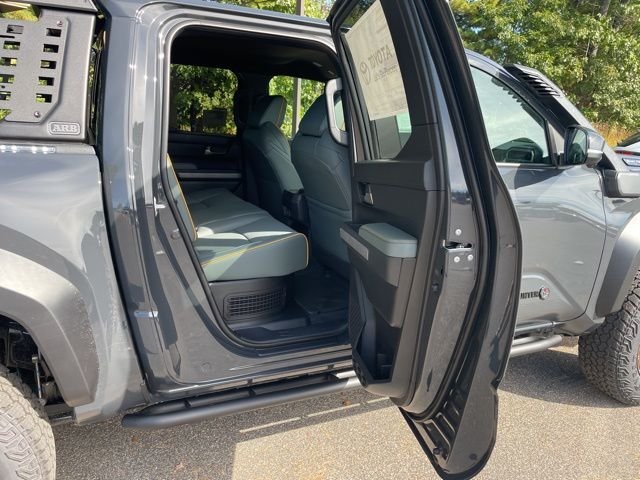 2025 Toyota Tacoma Trailhunter - Photo 14