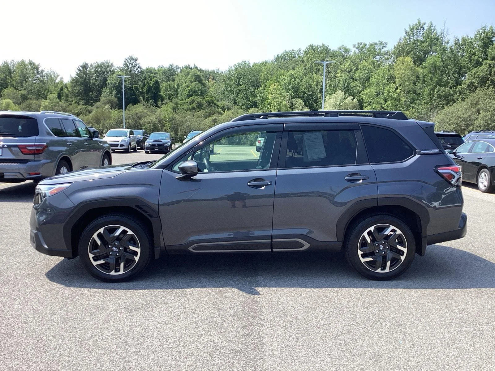 Used 2025 Magnetite Gray Metallic Subaru Limited image 4