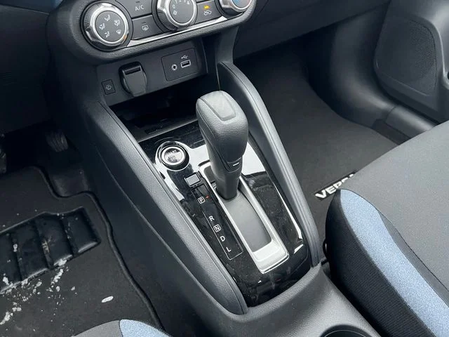 2025 Nissan Versa Sedan SV - Photo 25