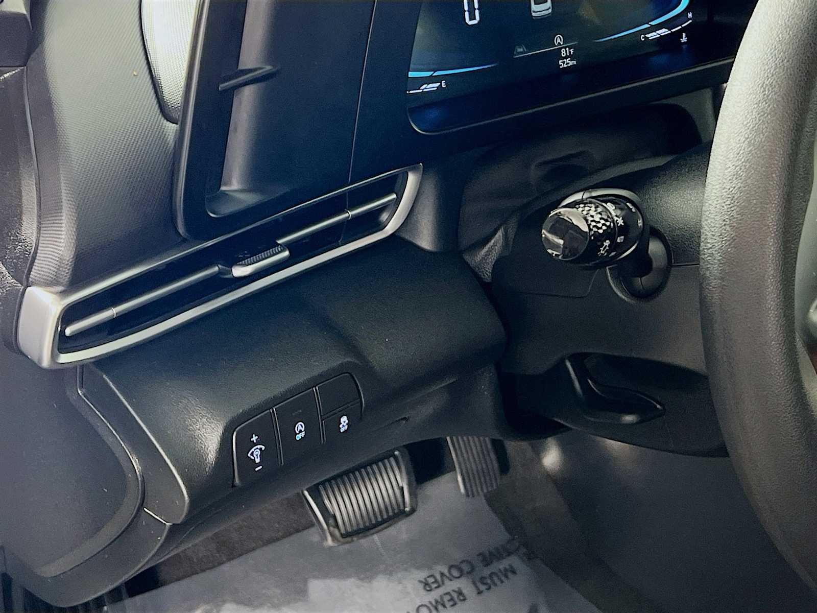 Certified Used 2025 Abyss Black Hyundai SE image 10