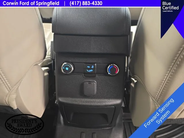 Used 2019 White Platinum Clearcoat Metallic Ford XLT image 15