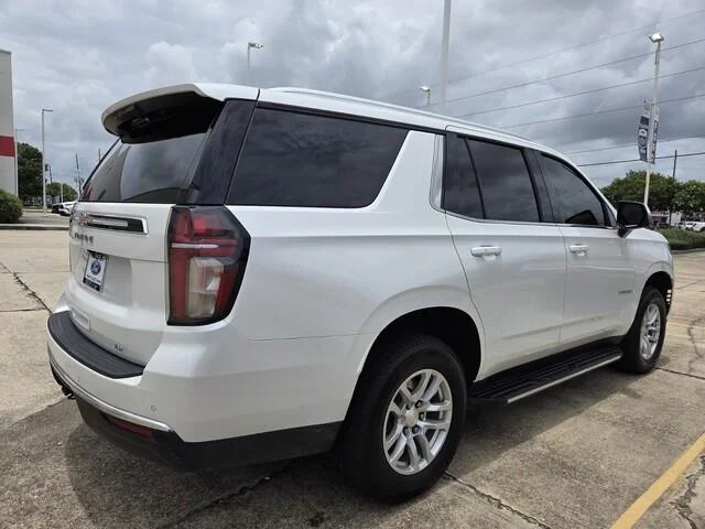 Used 2024 Iridescent Pearl Tricoat Chevrolet LT image 5