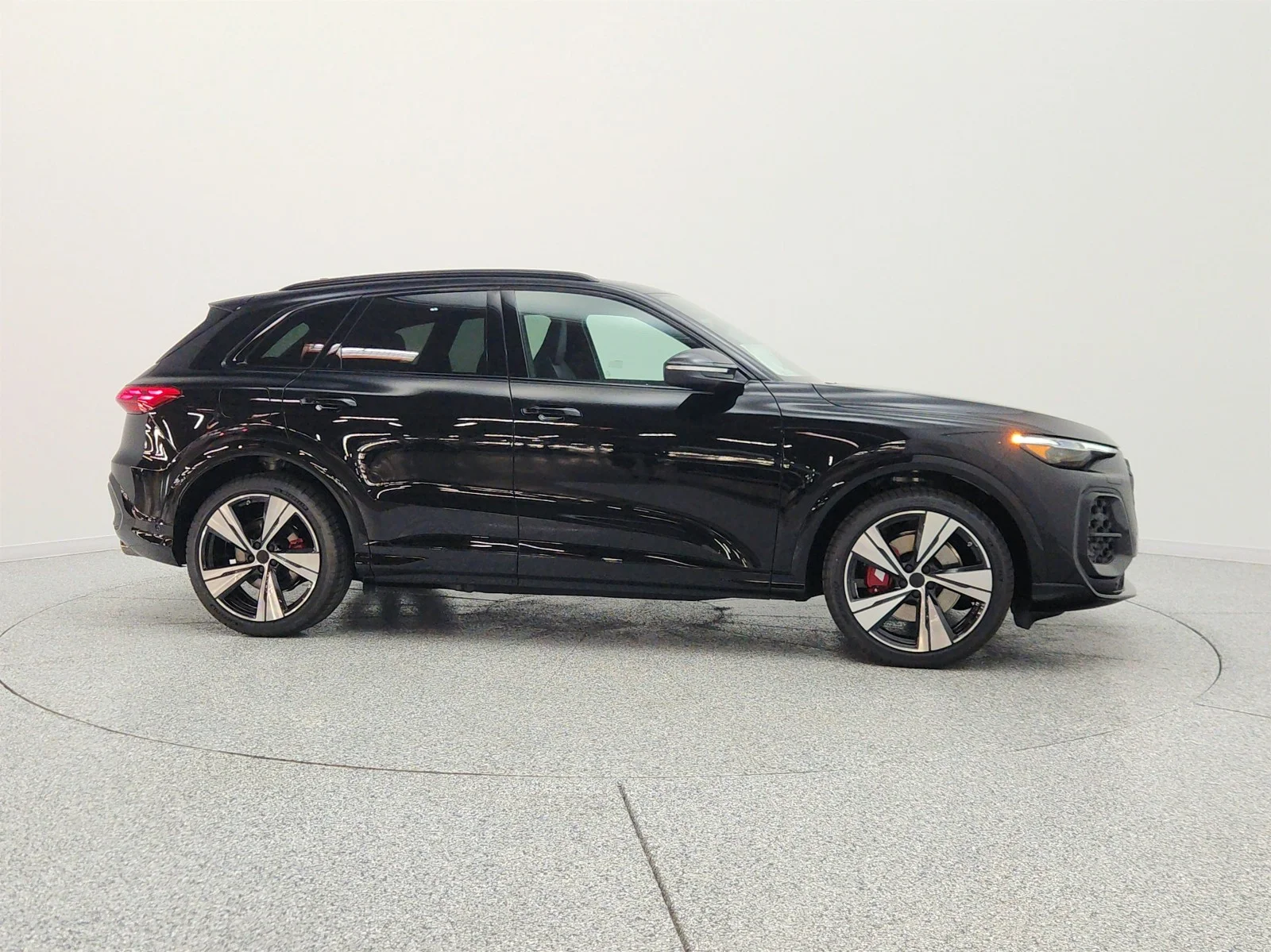 New 2026 Mythos Black Metallic Audi Premium Plus 3.0 TFSI quattro image 4