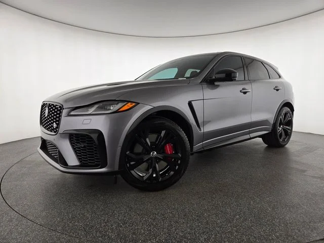 2024 Jaguar F-PACE SVR AWD's photo
