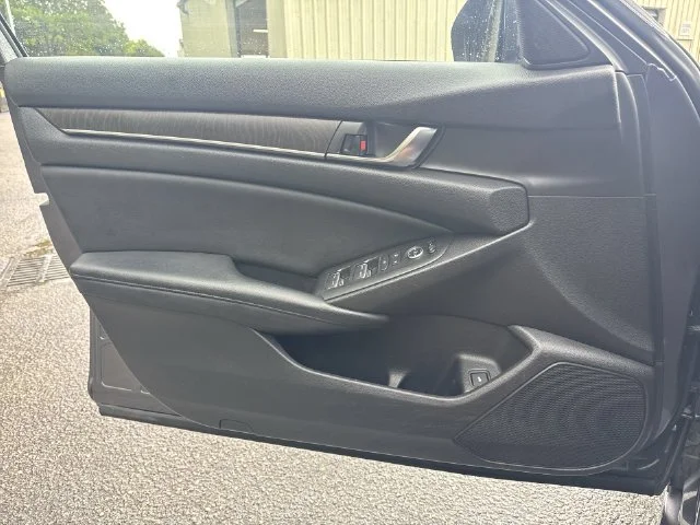Used 2018 Gray Honda EX image 26