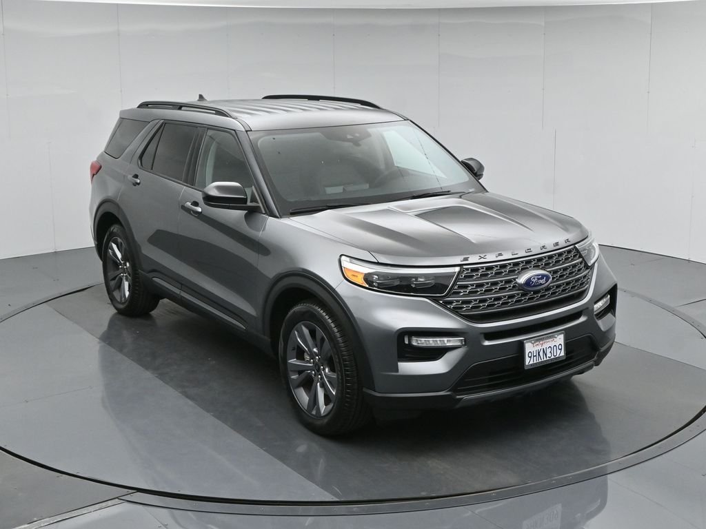 Used 2023 Gray Ford XLT image 41