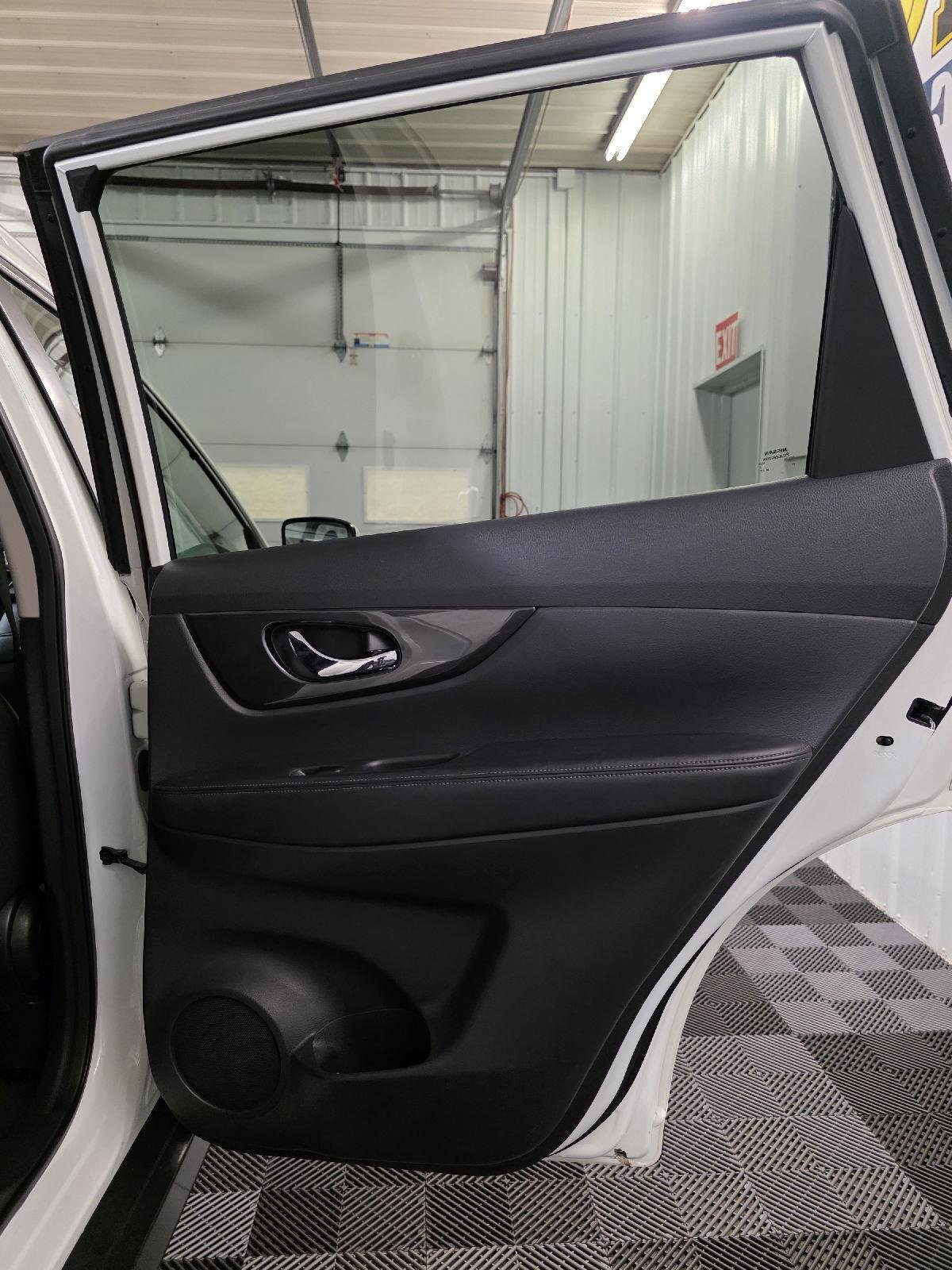 Used 2020 Pearl White Tricoat Nissan SV image 22