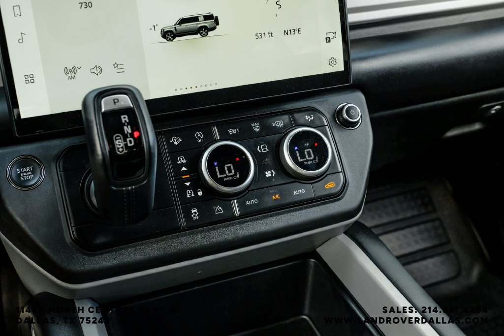 Used 2026 Fuji White Land Rover V8 image 31