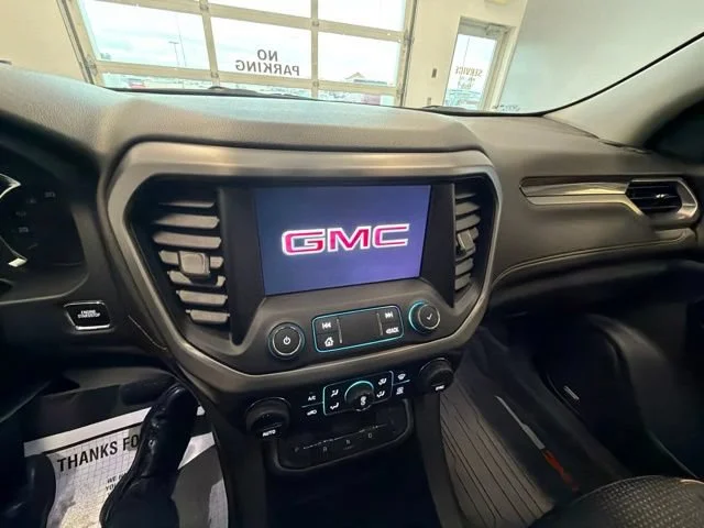 Used 2023 Light Stone Metallic GMC AT4 image 23