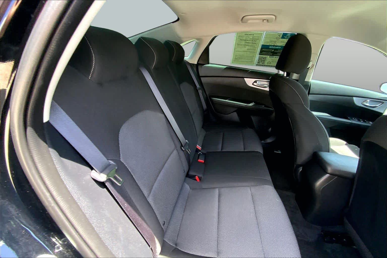 Used 2024 Aurora Black Kia LXS image 19