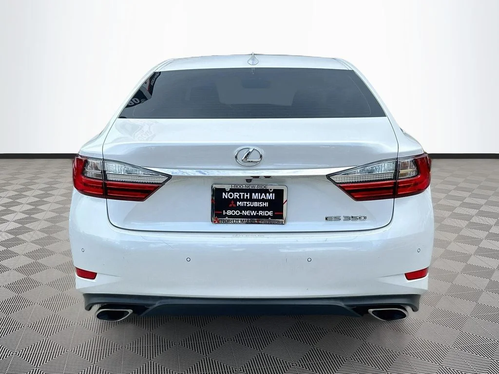 Used 2016 White Lexus 350 image 6