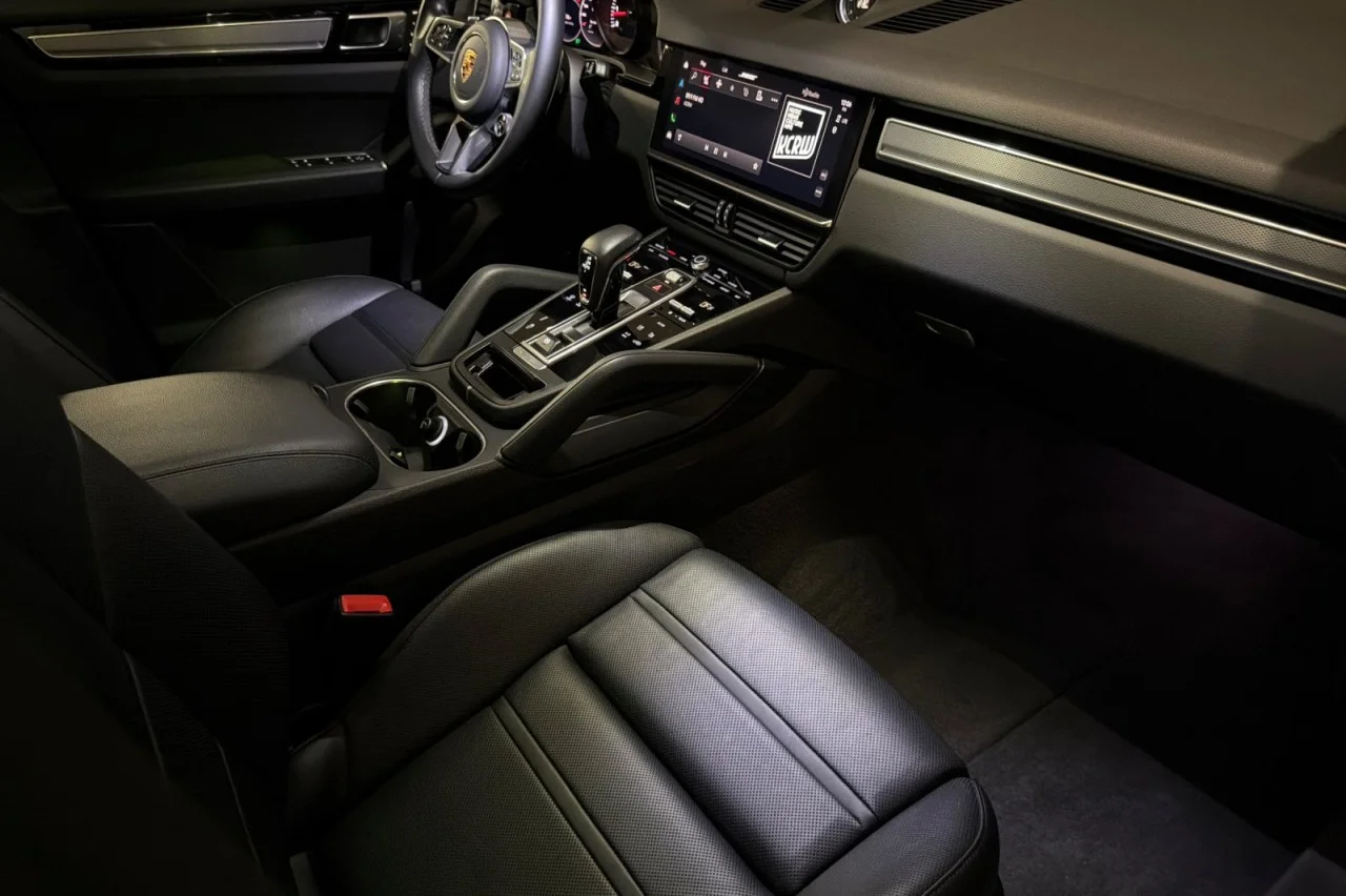 Used 2023 BLACK Porsche Platinum Edition image 15