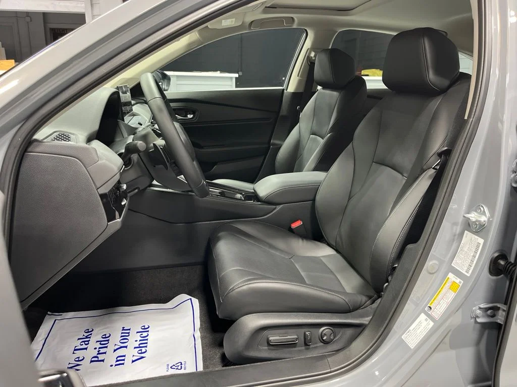 2026 Honda Accord Hybrid Touring - Photo 12