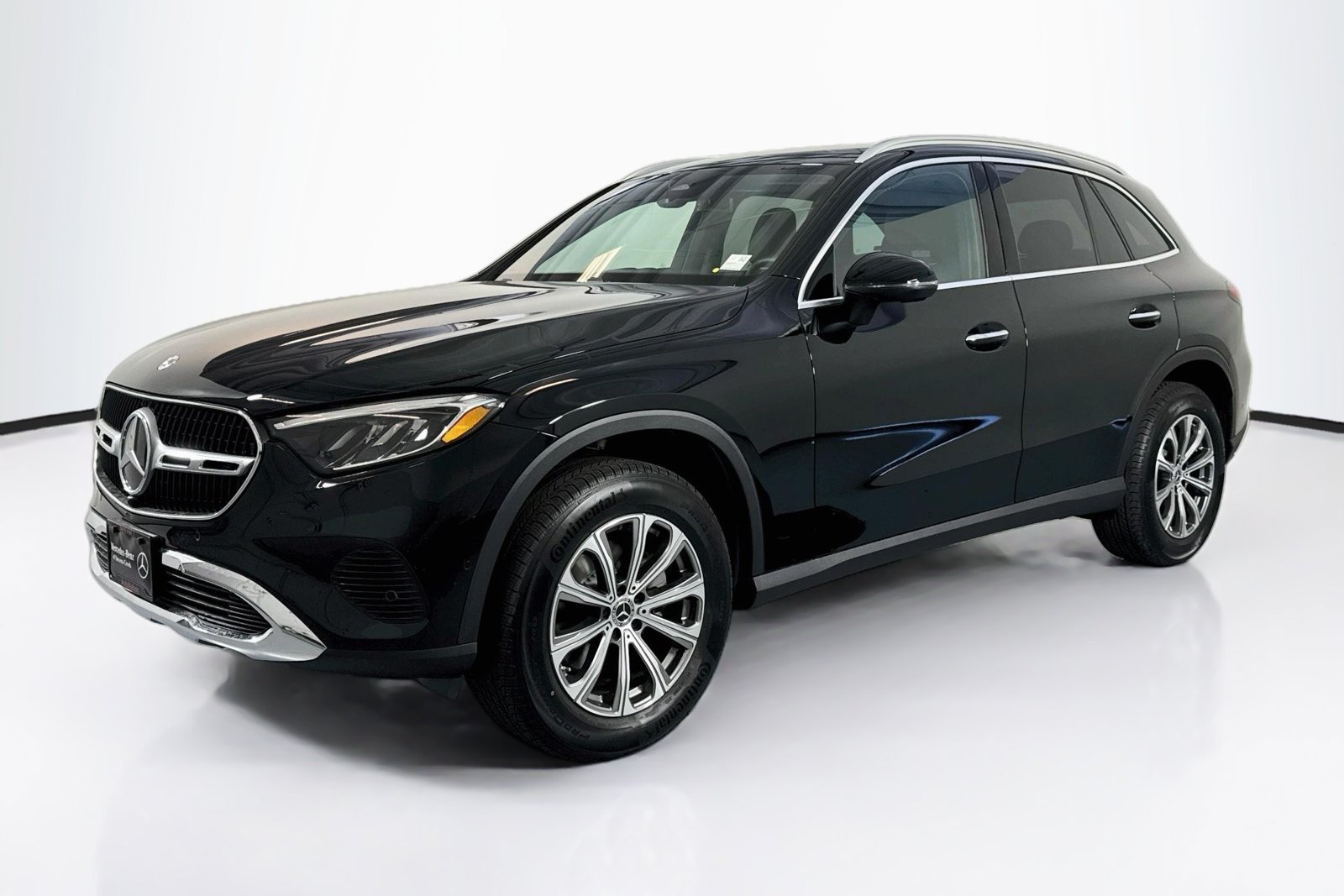 New 2026 Black Mercedes-Benz GLC 300 image 1