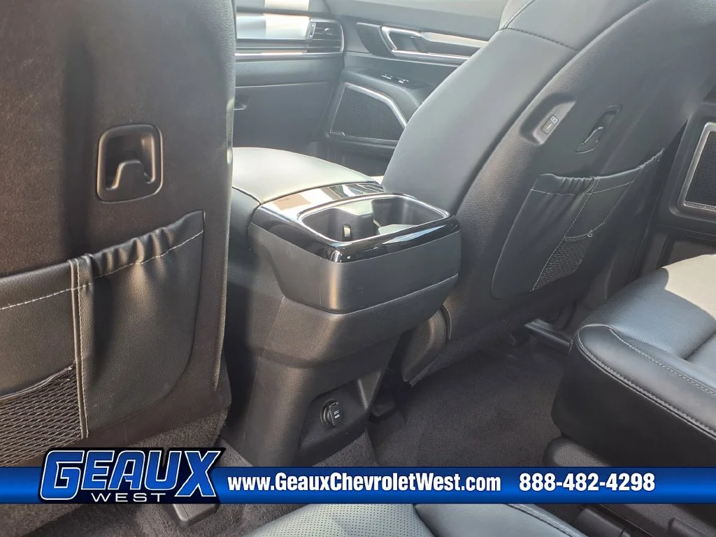 Used 2025 Black Kia S image 23