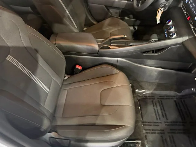 New 2026 White Hyundai SE image 27
