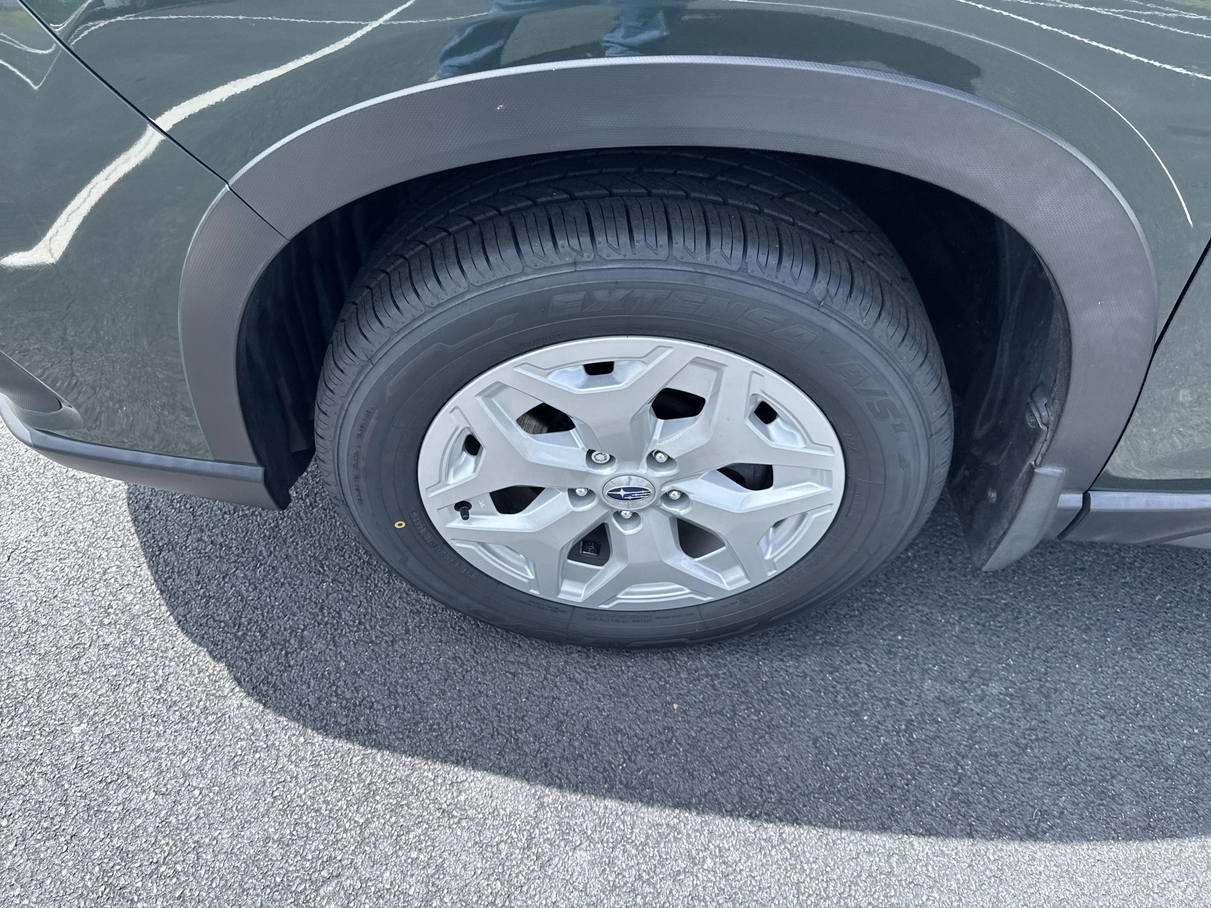 Used 2022 Cascade Green Silica Subaru Base image 9