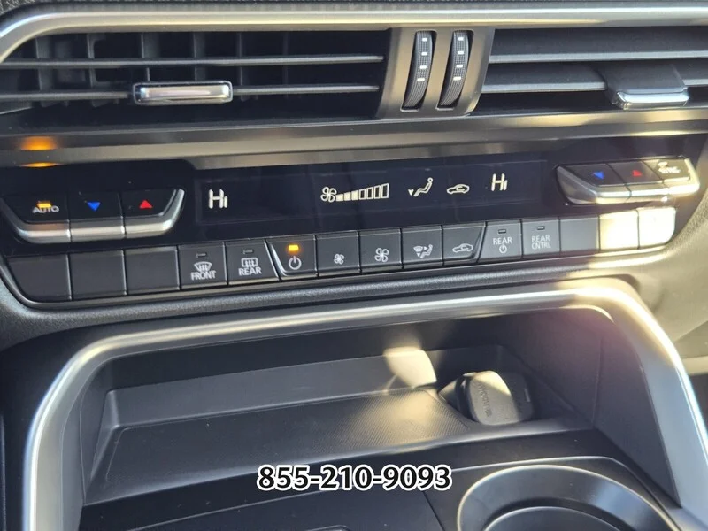 2026 Mazda CX-90 Select Package - Photo 17