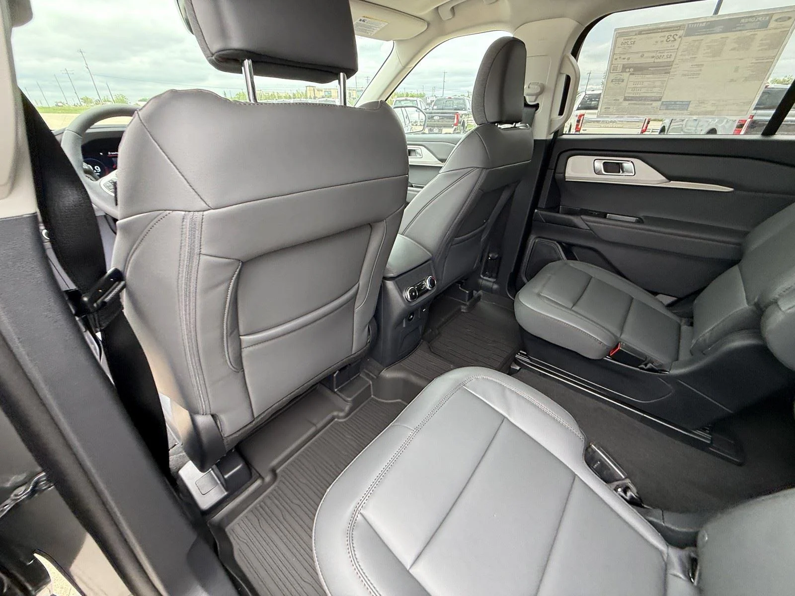 New 2026 Carbonized Gray Metallic Ford Active w/100A Pkg image 29