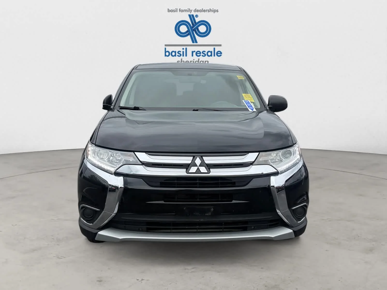 Used 2017 Labrador Black Pearl Mitsubishi ES image 10