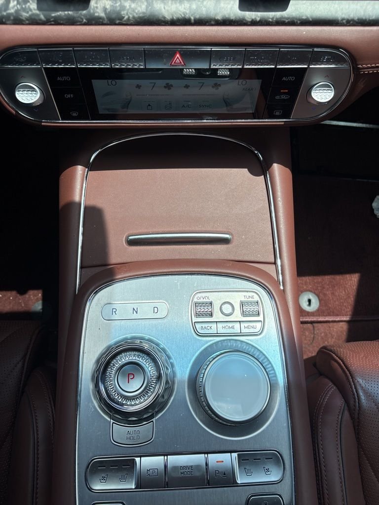2024 GENESIS G90 Base - Photo 14