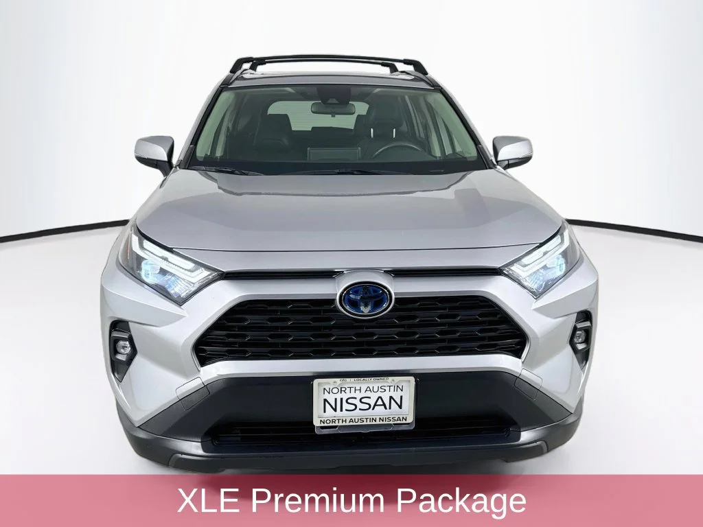 Used 2023 Silver Toyota XLE Premium image 2