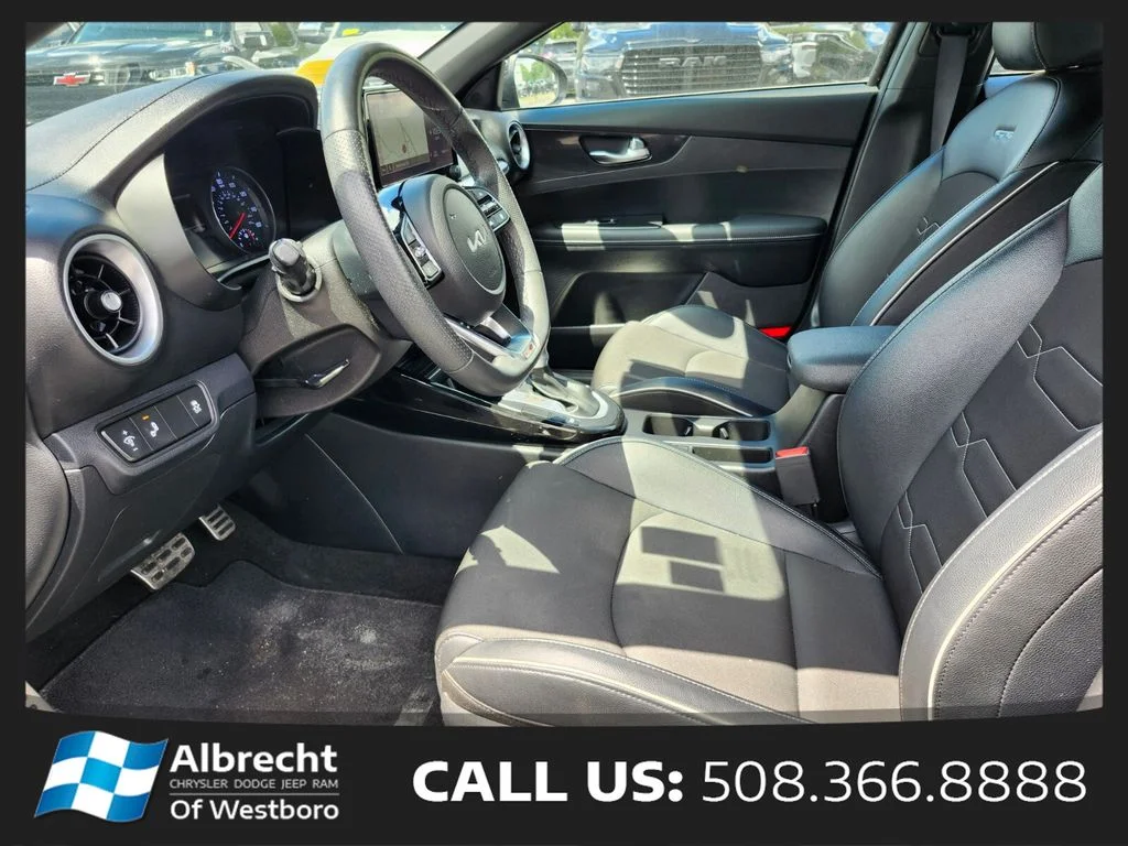 Used 2023 Black Kia GT-Line image 18