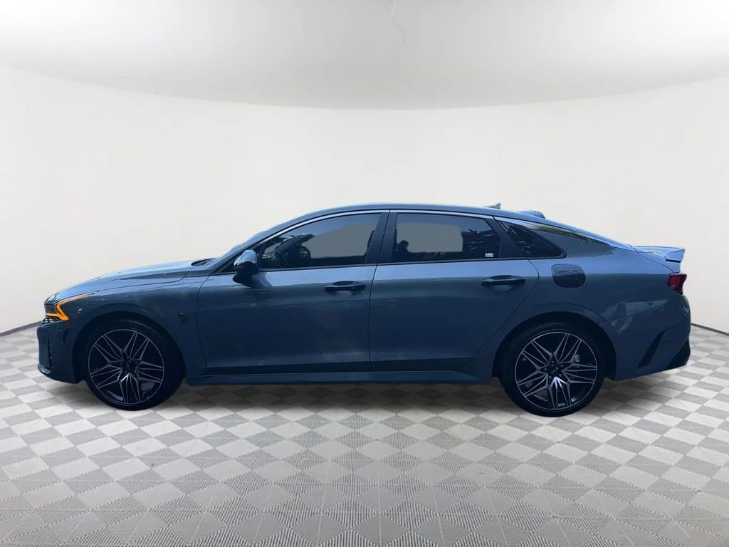 Used 2023 Silver Kia LXS image 8