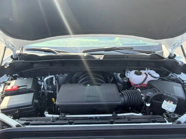 New 2026 Glacier White Tricoat GMC SLT image 14