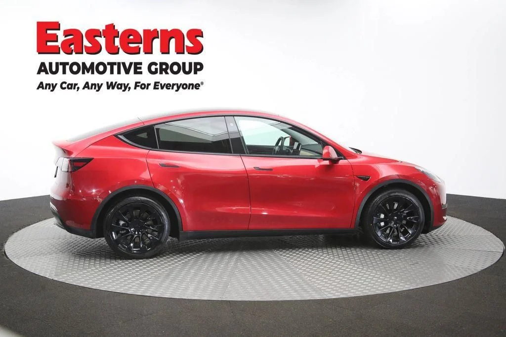 Used 2021 Red Tesla Long Range image 42