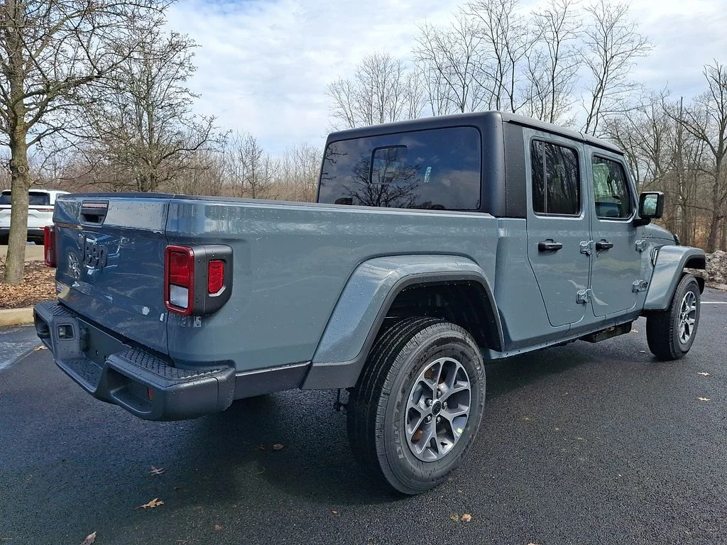 New 2026 Anvil Clear-Coat Exterior Paint Jeep Sport S image 4