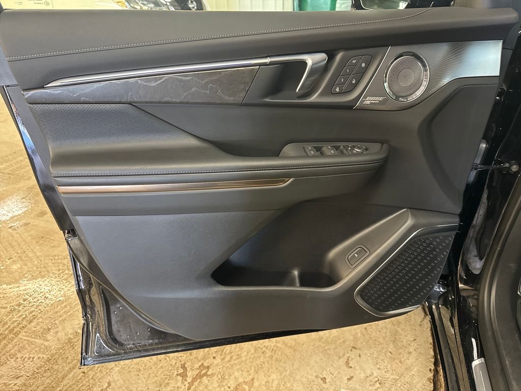 Used 2025 Black Buick Avenir image 15