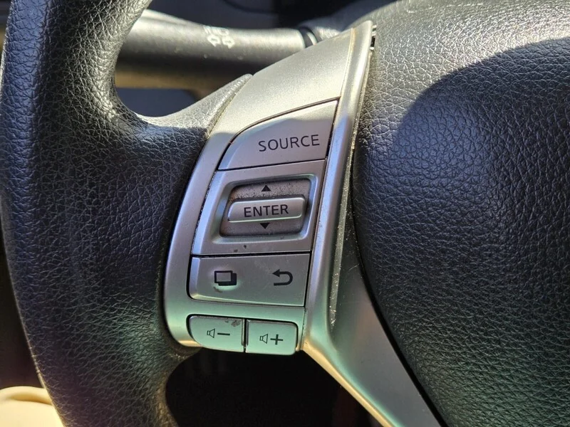 Used 2017 White Nissan 2.5 S image 19