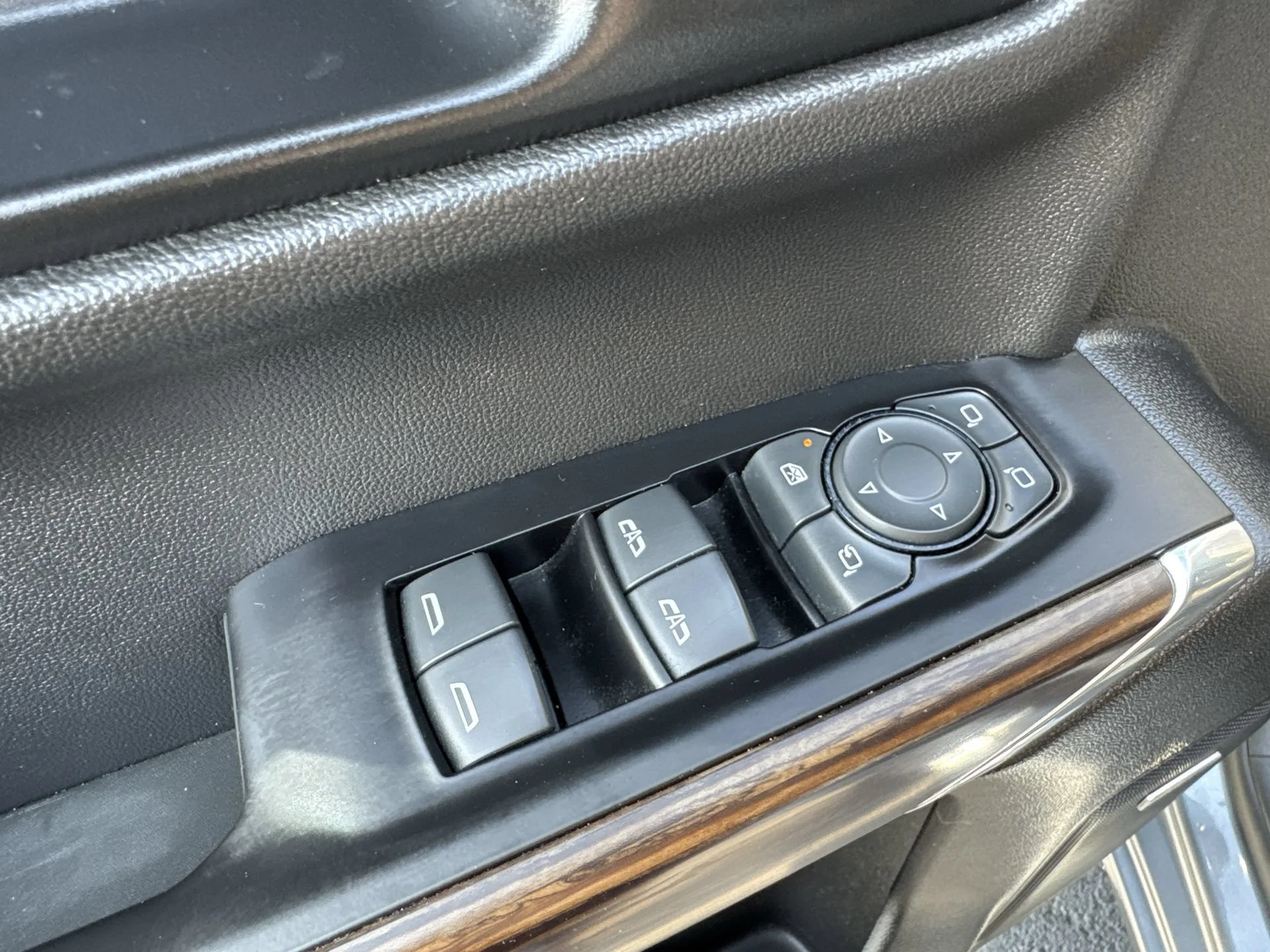 2019 Chevrolet Silverado 1500 High Country - Photo 13