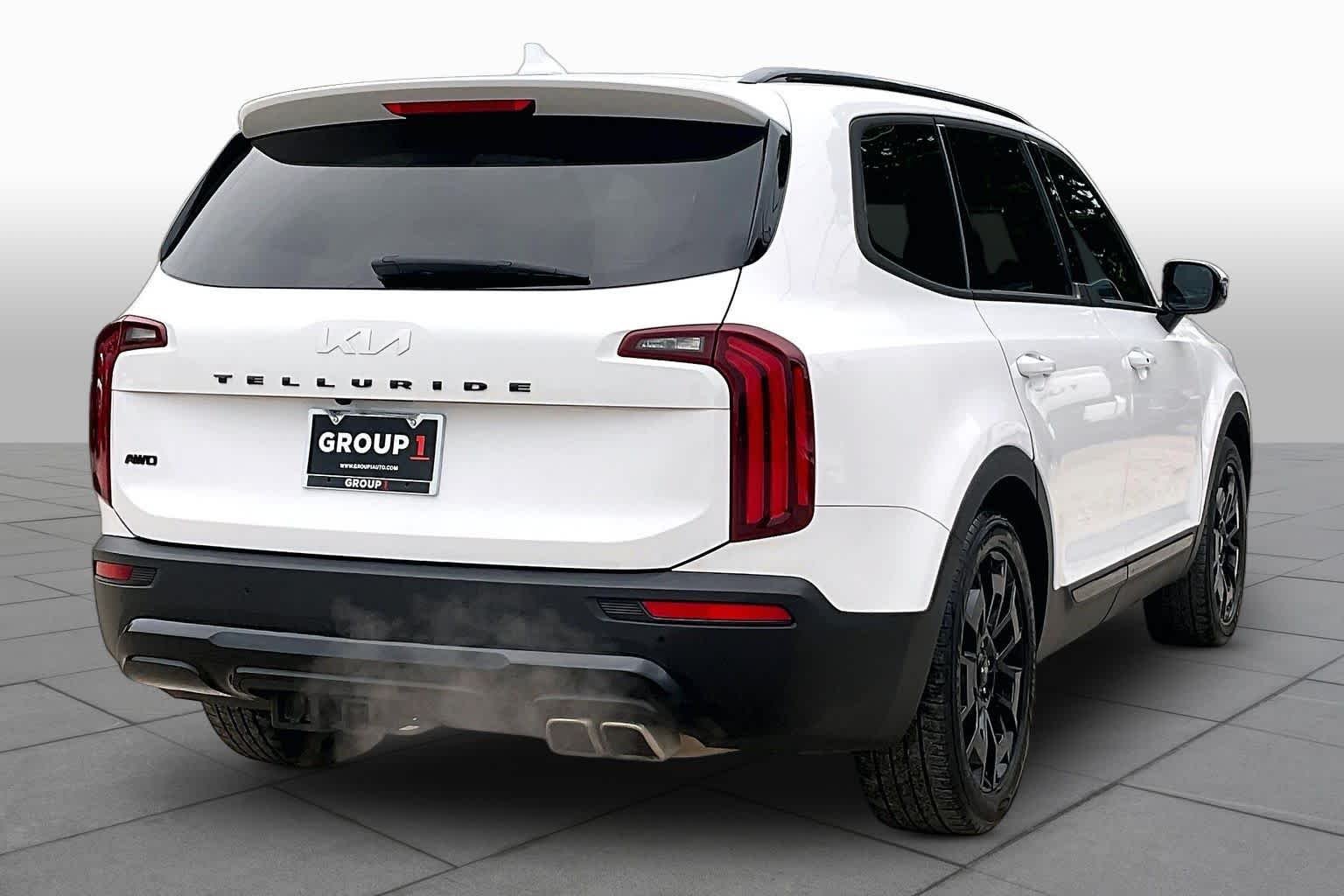 Used 2022 Glacial White Pearl Kia SX image 13
