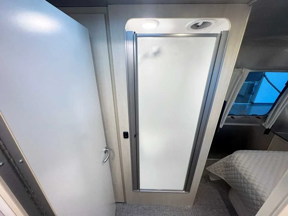 New 2026 SILVER AIRSTREAM  image 40