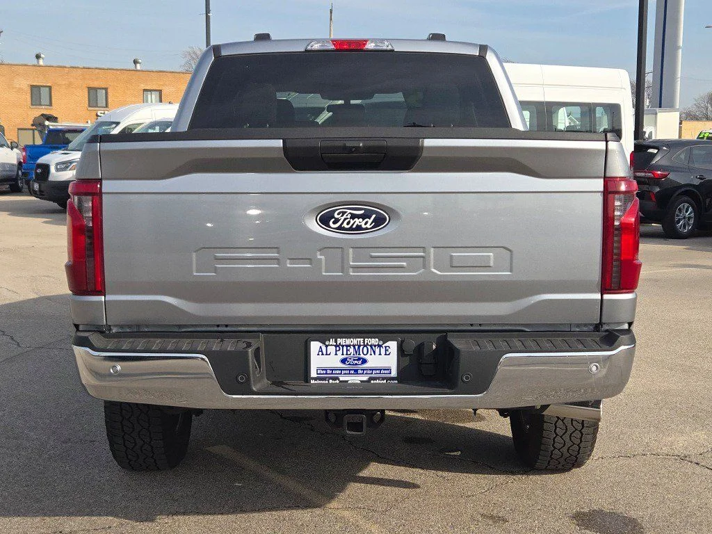 Certified Used 2025 Iconic Silver Metallic Ford XLT image 13