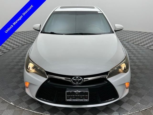 Used 2016 Toyota Camry Special Edition with VIN 4T1BF1FK2GU249873 for sale in Des Plaines, IL