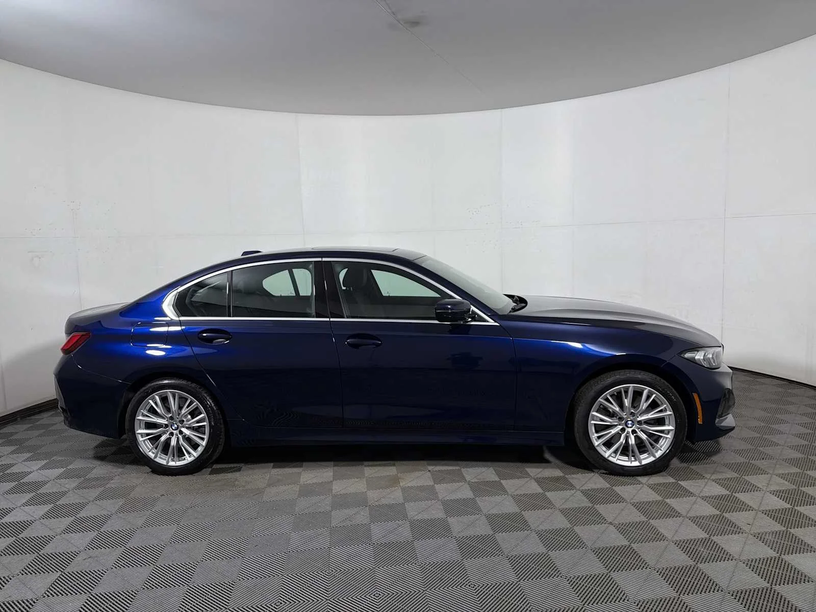 Used 2024 Tanzanite Blue II Metallic BMW 330i xDrive image 7