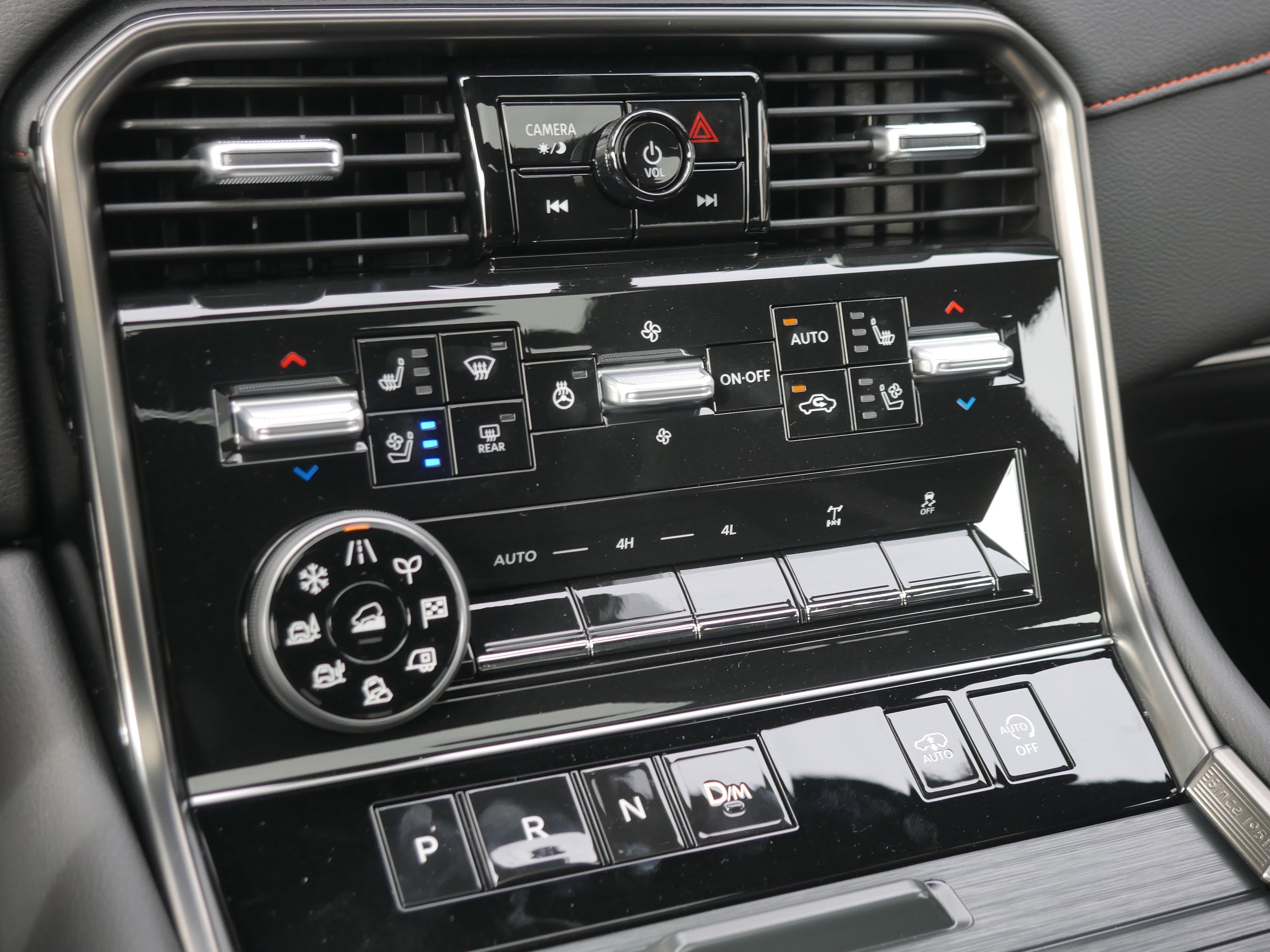 2026 Nissan Armada PRO-4X - Photo 15