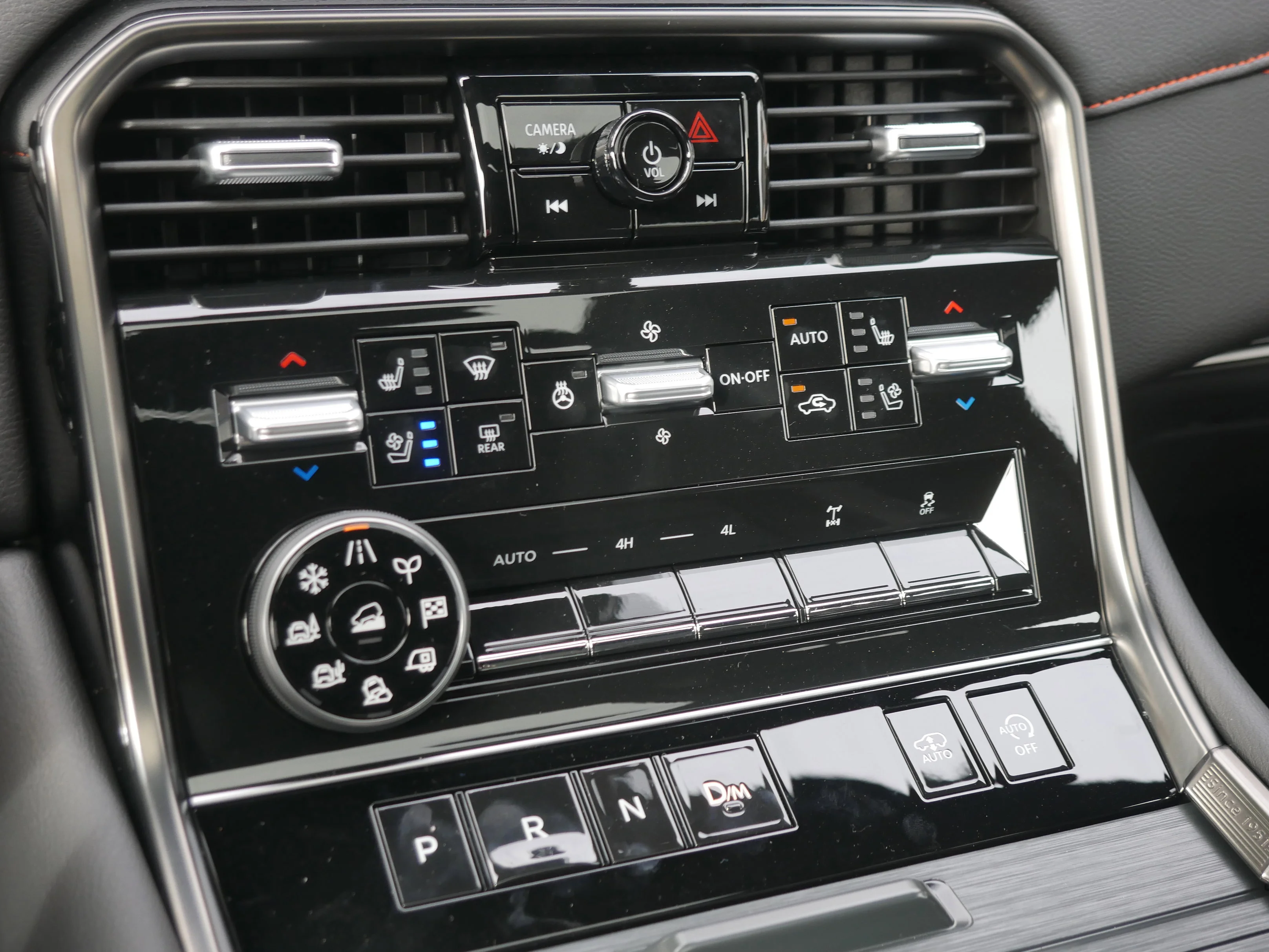 2026 Nissan Armada PRO-4X - Photo 15