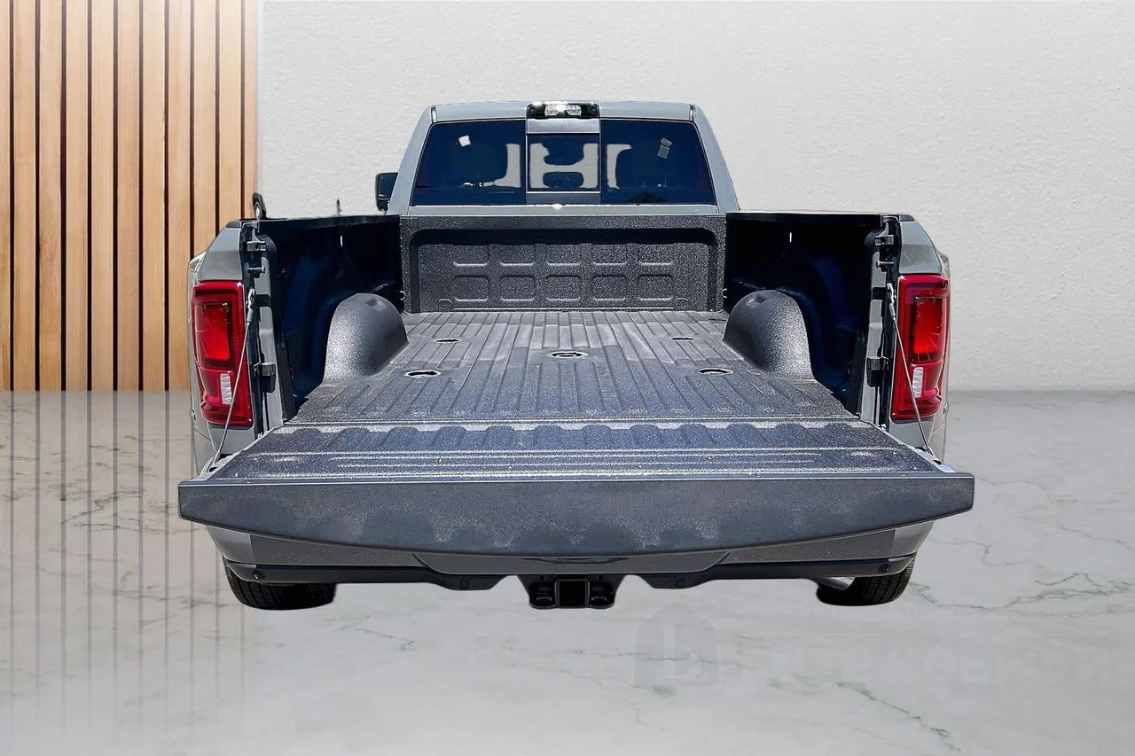 New 2026 Ceramic Gray Clear-Coat Exterior Paint RAM Big Horn image 23