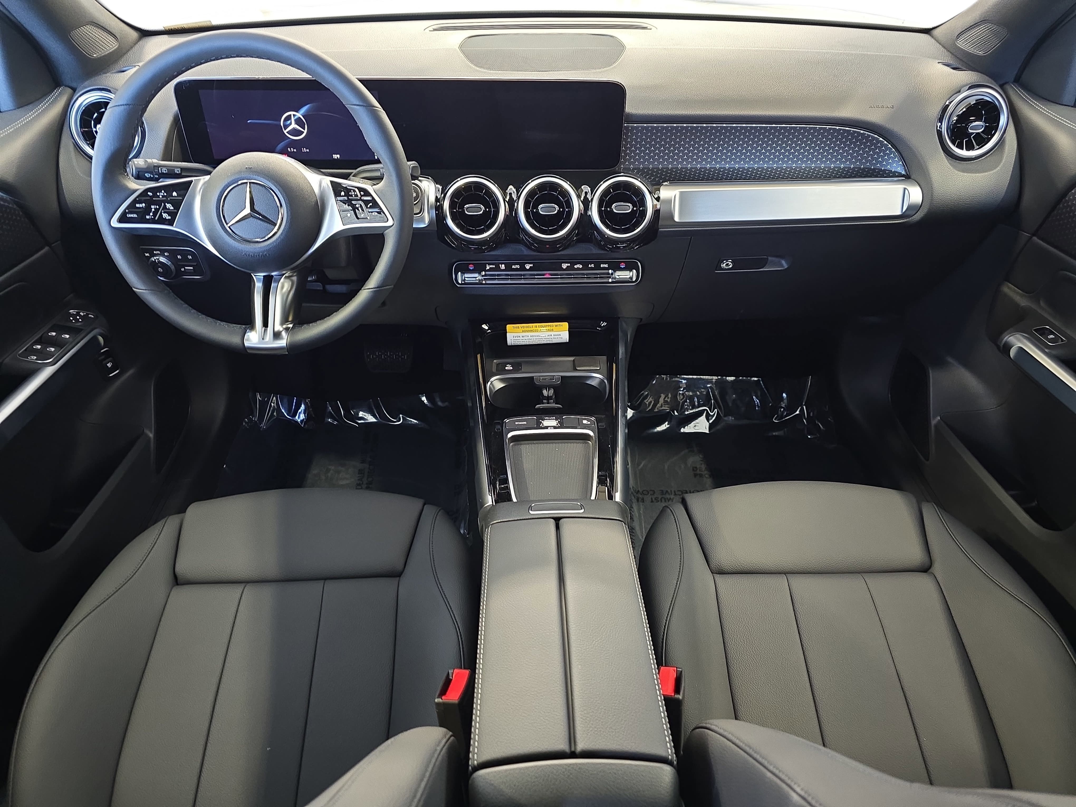 New 2026 Polar White Mercedes-Benz GLB250 image 9