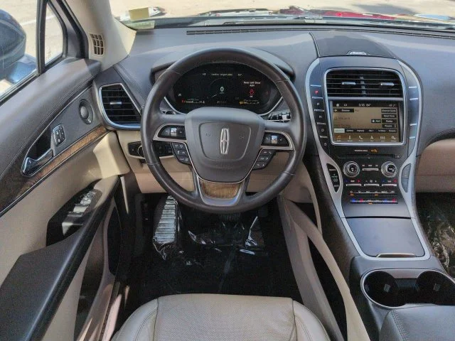 Certified Used 2019 Diamond Lincoln Reserve image 16