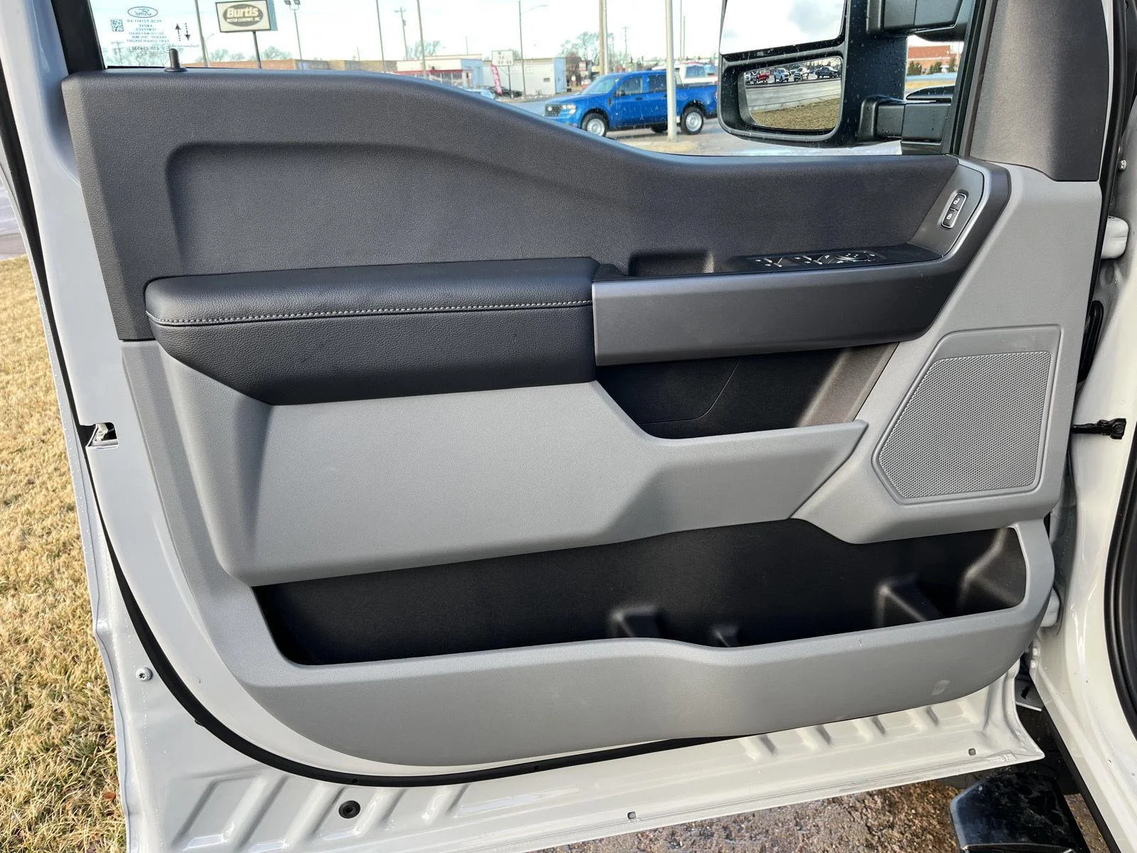 New 2026 Avalanche Ford F-350® XL image 14