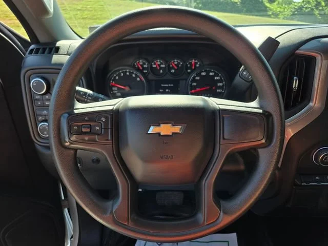 Used 2022 Summit White Chevrolet WT image 30