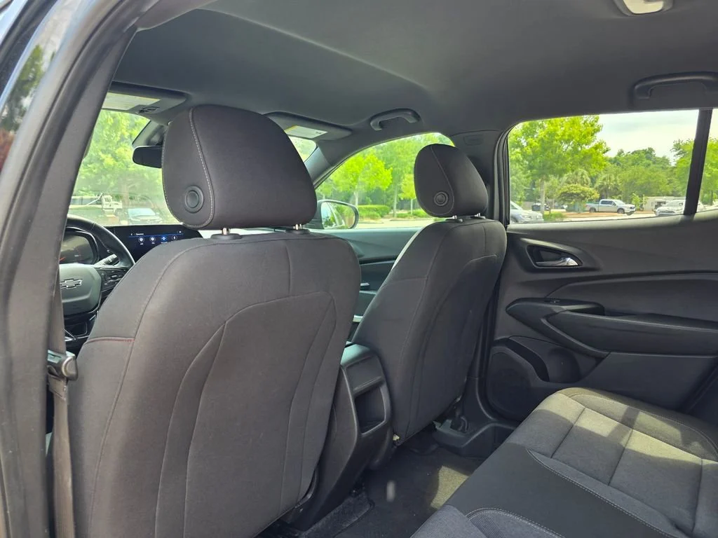 Used 2024 Mosaic Black Metallic Chevrolet 1RS image 28