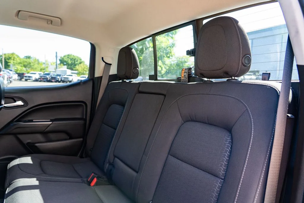 Used 2021 Blue GMC Elevation image 24