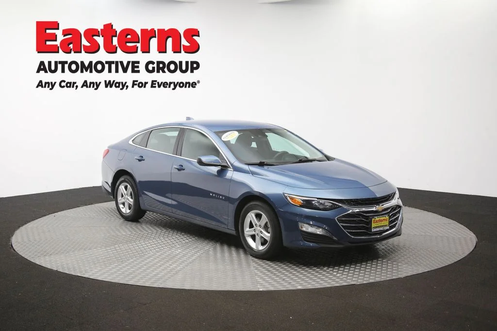 Used 2024 Blue Chevrolet LT image 49